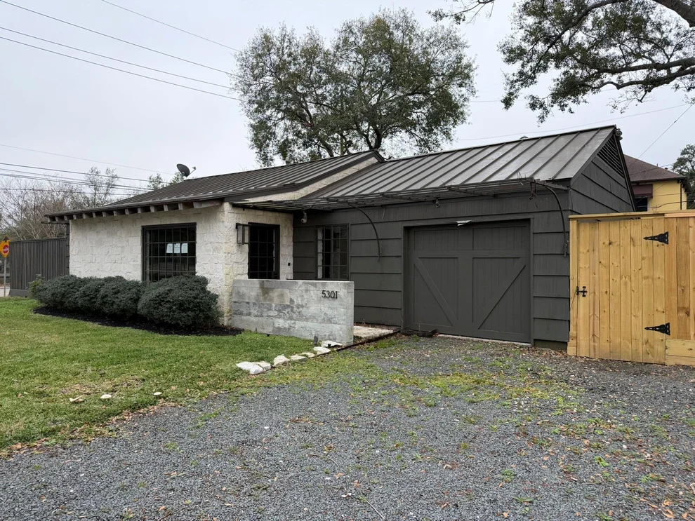 Unit for sale at 5301 Judalon Lane, Houston, TX 77056