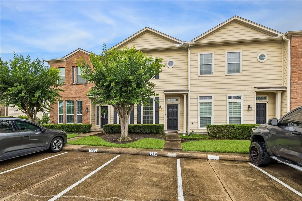 Unit for sale at 1950 Gentryside Drive, Houston, TX 77077