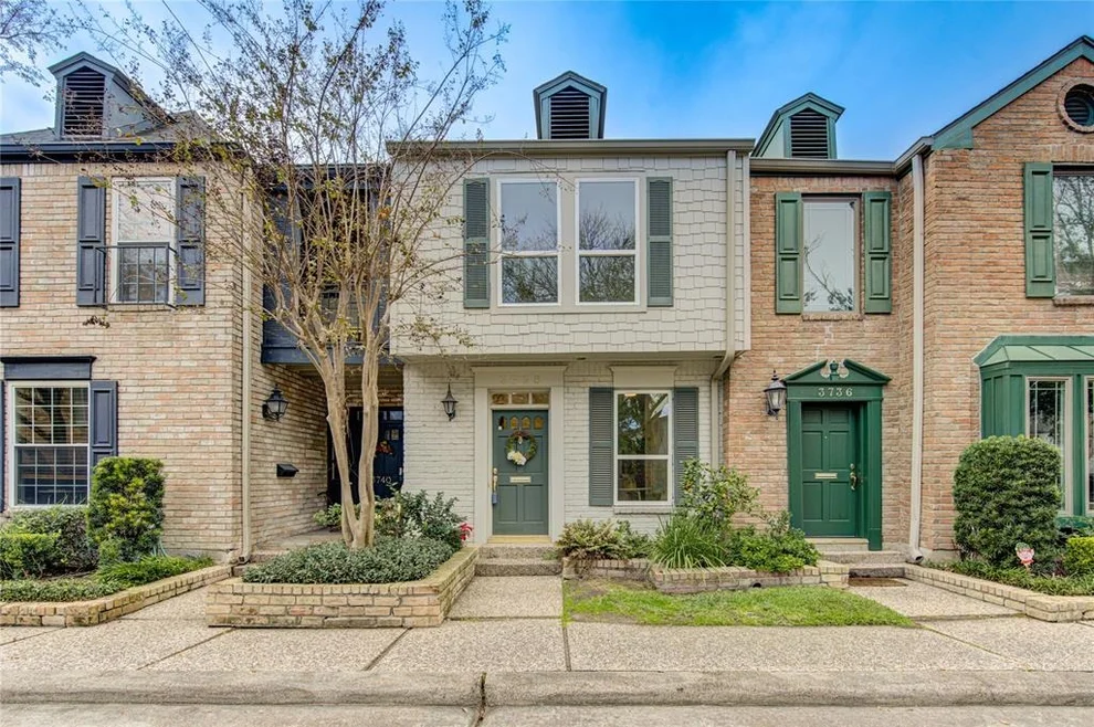 Unit for sale at 3738 Lake Street, Houston, TX 77098