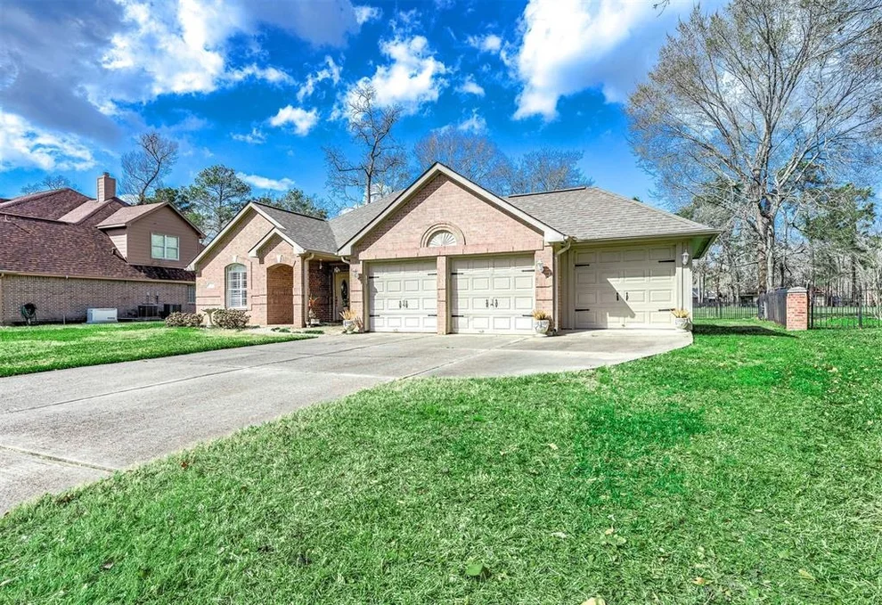 Unit for sale at 1914 Shark Court, Crosby, TX 77532