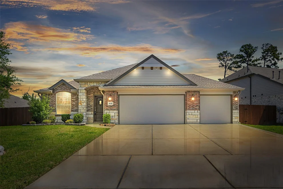 Unit for sale at 16010 Dockside Street, Crosby, TX 77532