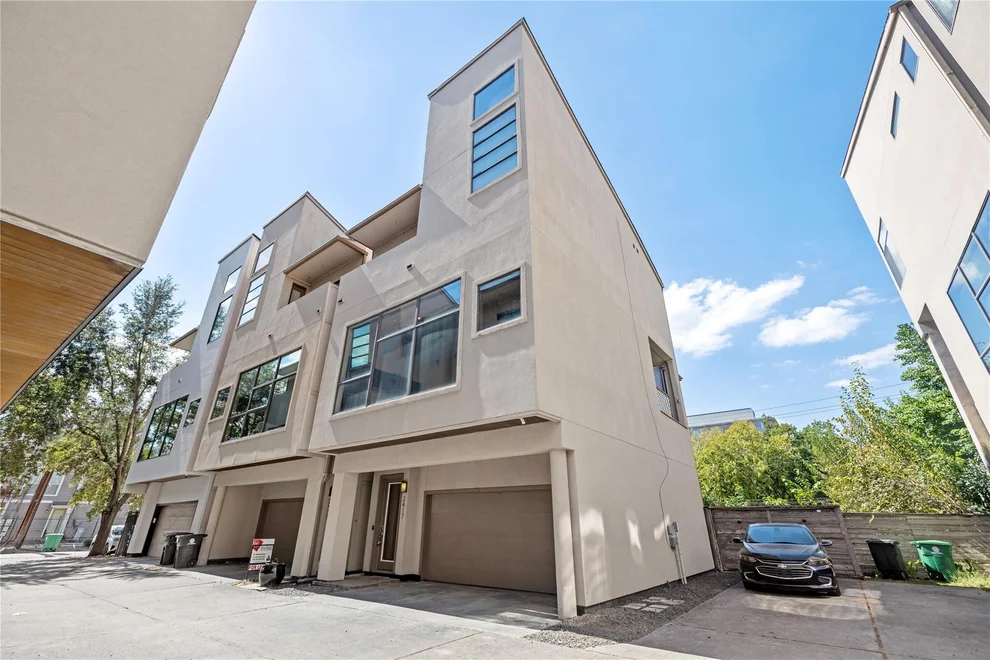 Unit for sale at 2417 Charleston Street, Houston, TX 77021