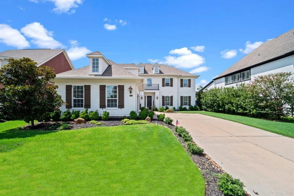 Unit for sale at 170 Rockwell Park Drive, The Woodlands, TX 77389