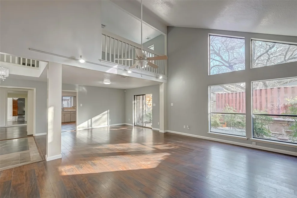 Unit for sale at 2107 Shadowbriar Drive, Houston, TX 77077