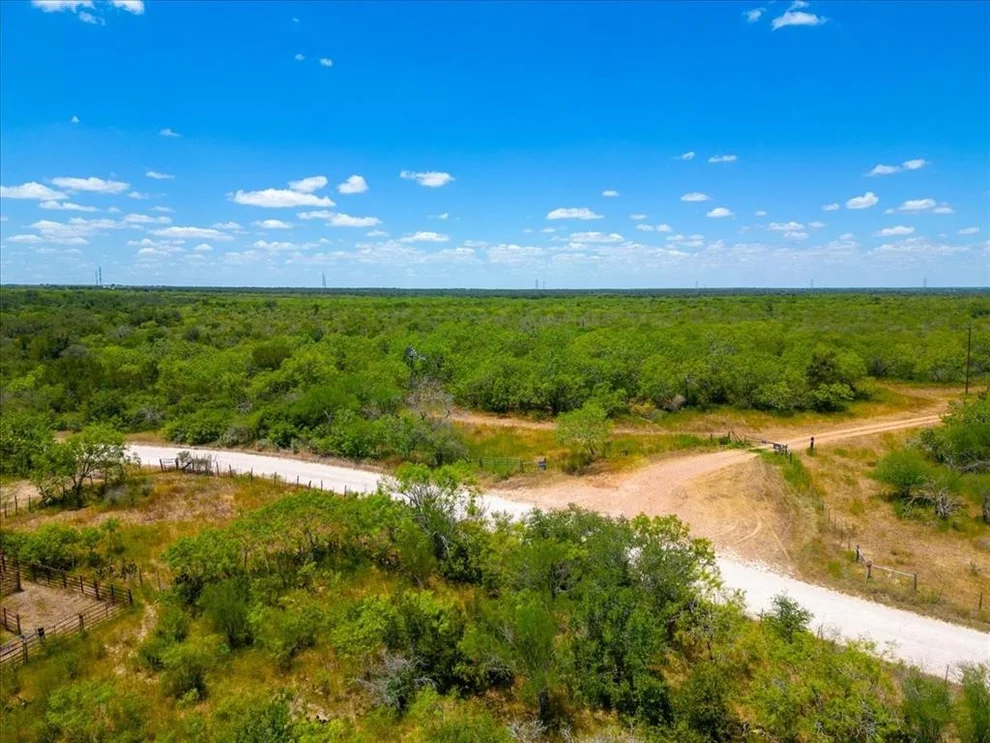 Unit for sale at TBD County Rd 211, Smiley, TX 78159