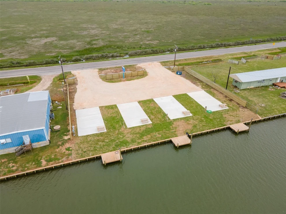 Unit for sale at 25174 Fm 457 Drive, Sargent, TX 77414