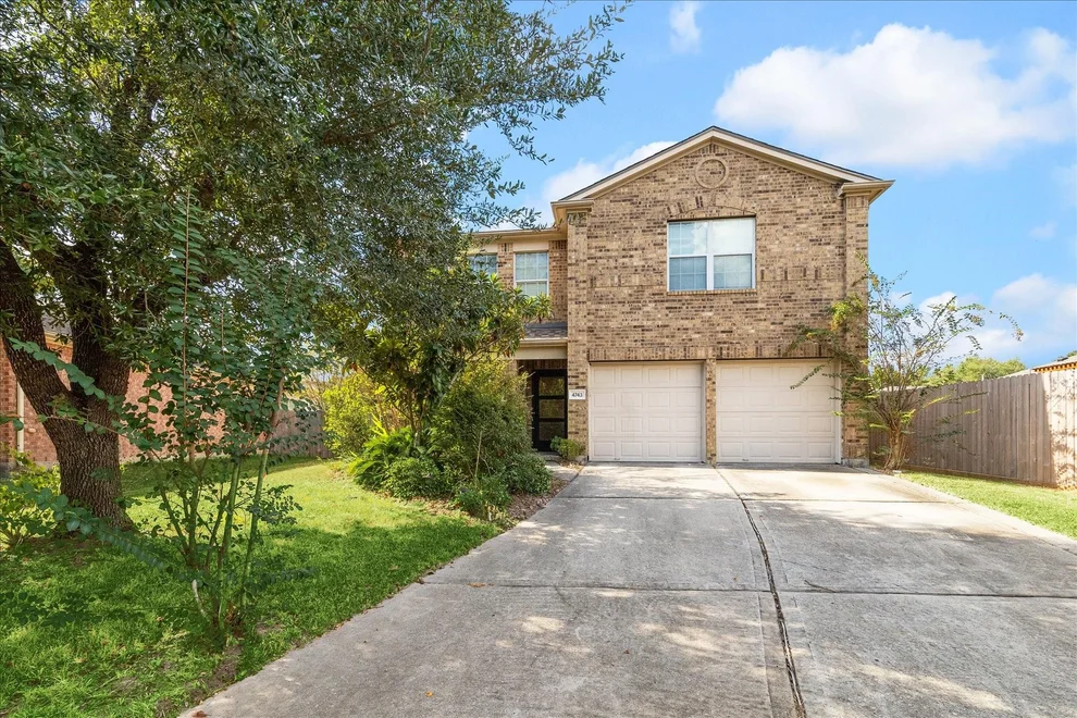 Unit for sale at 4743 Pin Oak Creek Lane, Kingwood, TX 77345