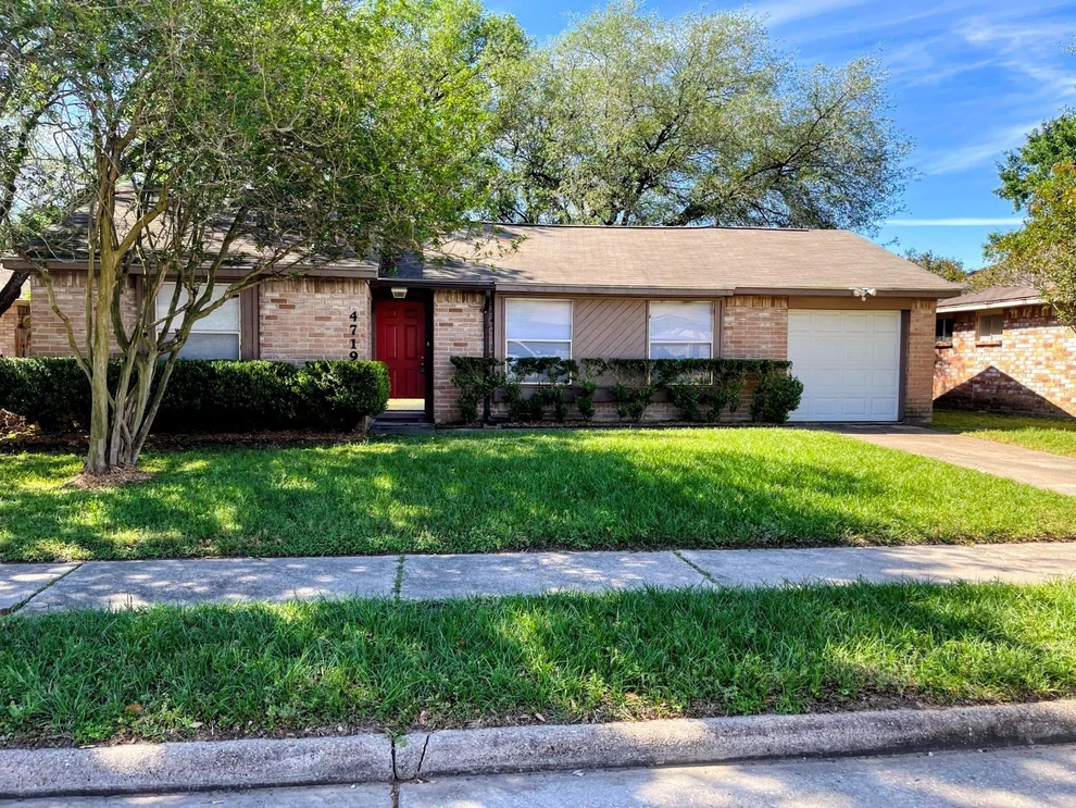 Unit for sale at 4719 Rivertree Lane, Spring, TX 77388