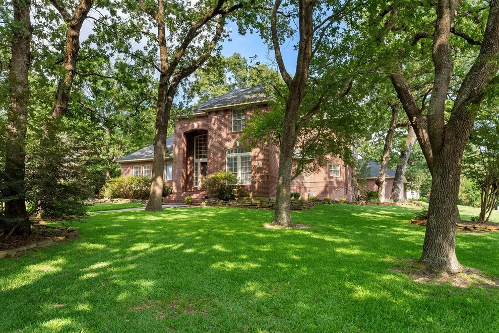 Unit for sale at 1 Fairmont Court, Conroe, TX 77304