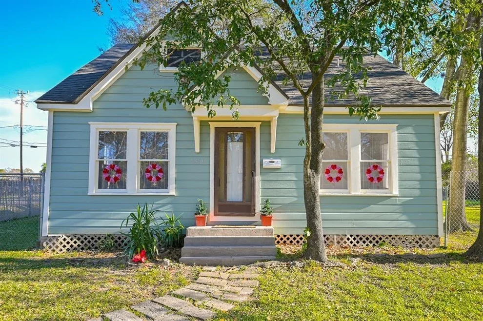 Unit for sale at 6401 Stratton Street, Houston, TX 77023