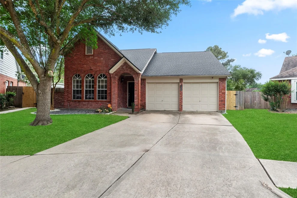 Unit for sale at 16015 Hickory Cove Drive, Houston, TX 77095