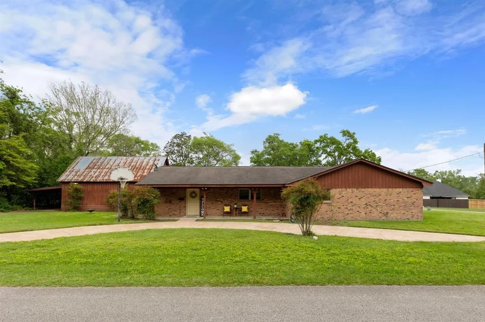 Unit for sale at 109 Dunnam Avenue, Cleveland, TX 77327
