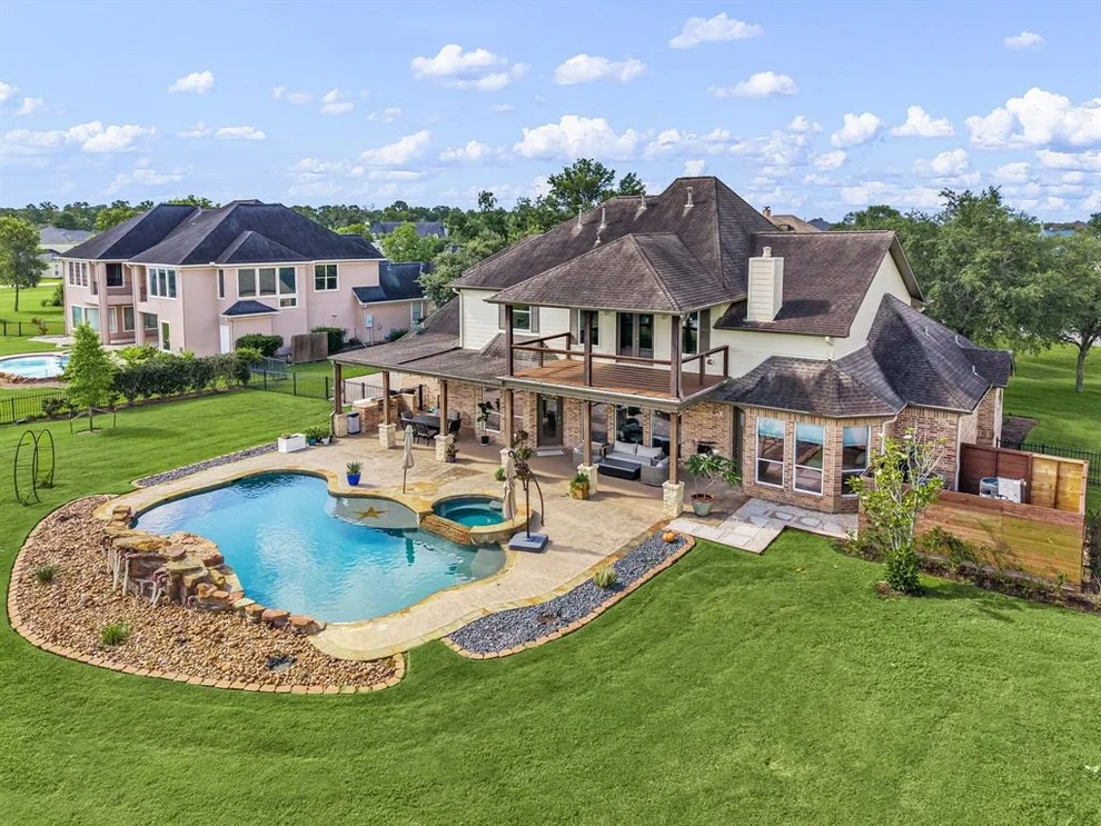 Unit for sale at 8927 Lady Laura Lane, Richmond, TX 77469