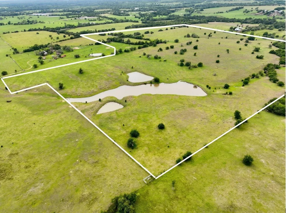 Unit for sale at 4425 Franke Road, New Ulm, TX 78950