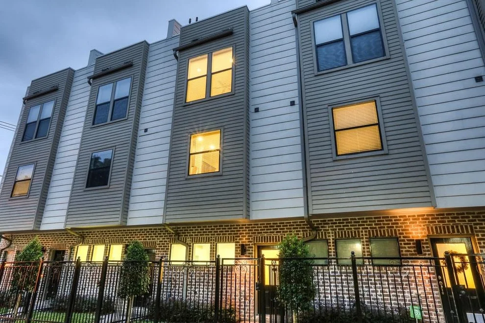 Unit for sale at 3950 Floyd Street, Houston, TX 77007