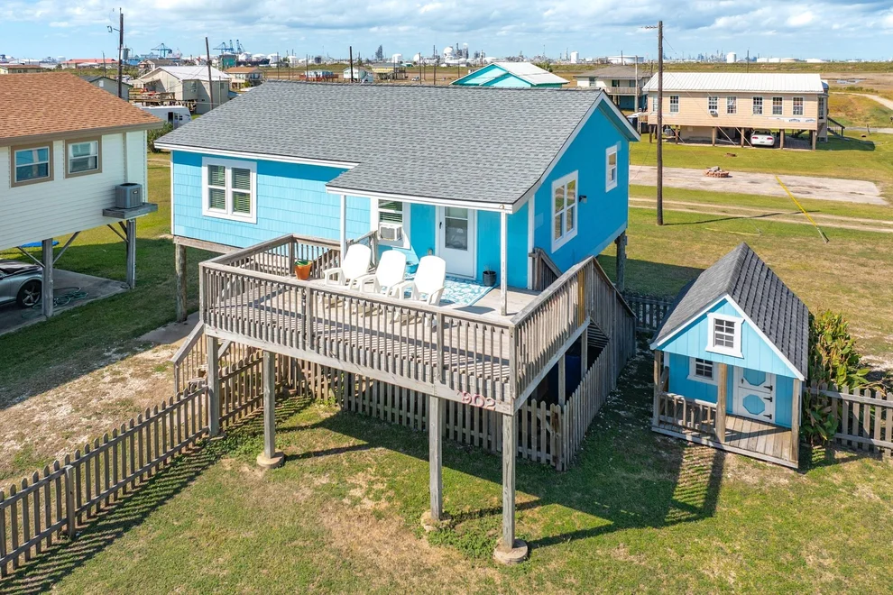 Unit for sale at 902 Treaty Drive, Surfside Beach, TX 77541