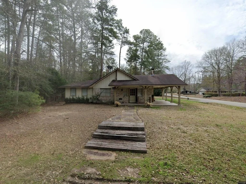 Unit for sale at 201 Spruce Street, Kountze, TX 77625