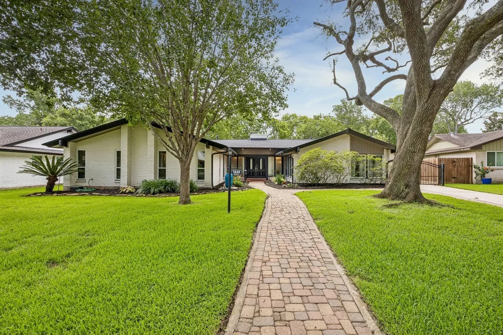 Unit for sale at 1446 Davon Lane, Houston, TX 77058