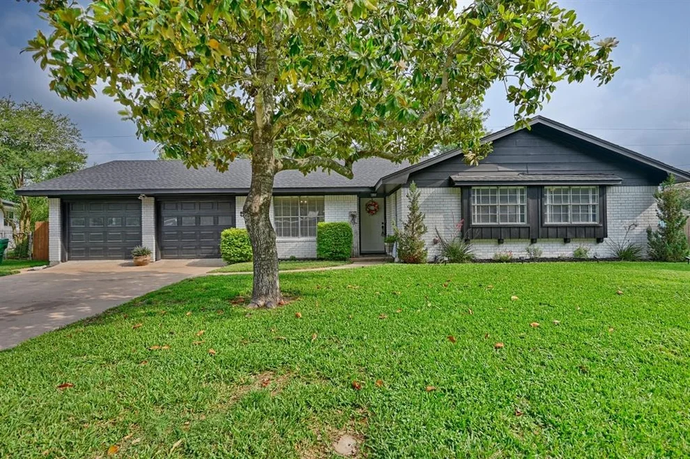 Unit for sale at 507 Sandra Drive, Brenham, TX 77833