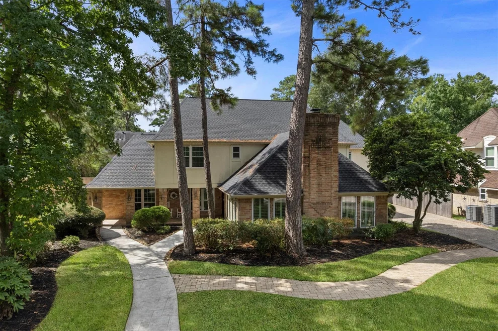 Unit for sale at 9527 Enstone Circle, Spring, TX 77379