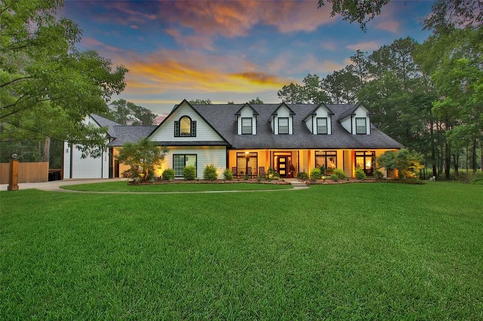 Unit for sale at 11698 Creek View Lane, Conroe, TX 77385