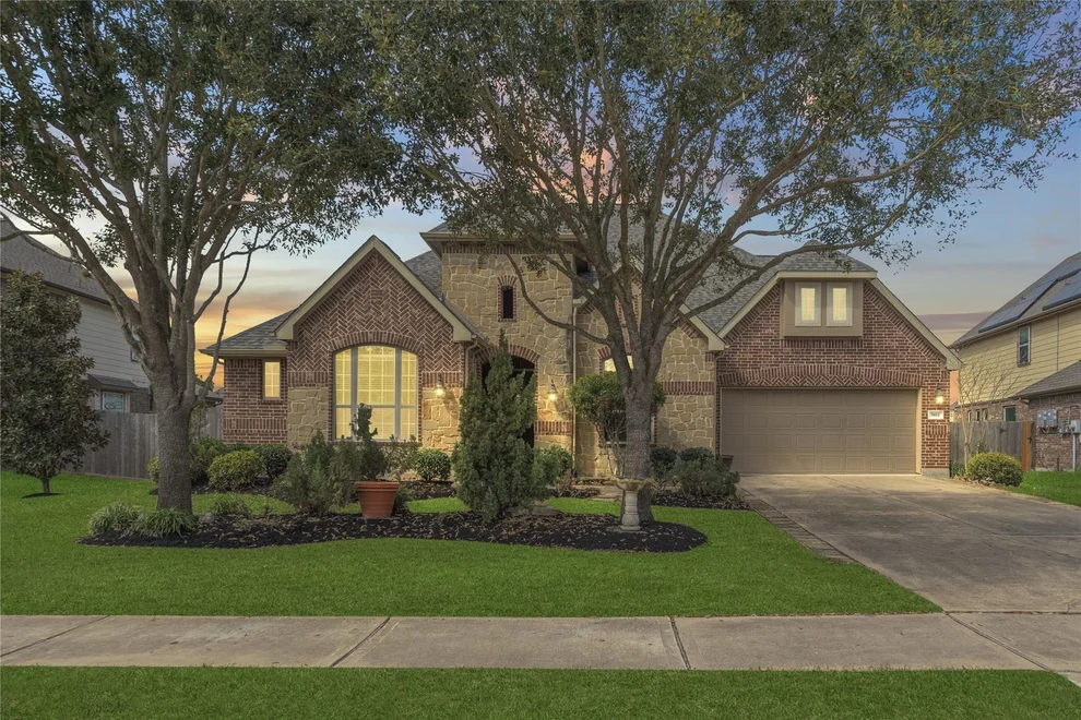 Unit for sale at 5811 Green Meadows Lane, Katy, TX 77493