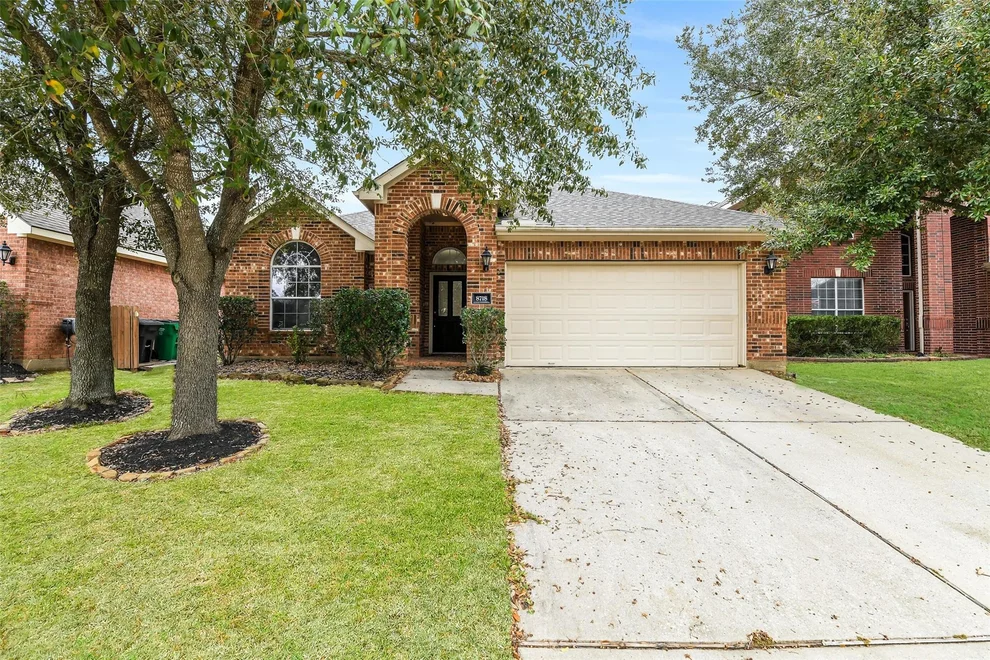 Unit for sale at 8718 Hostler Drive, Tomball, TX 77375