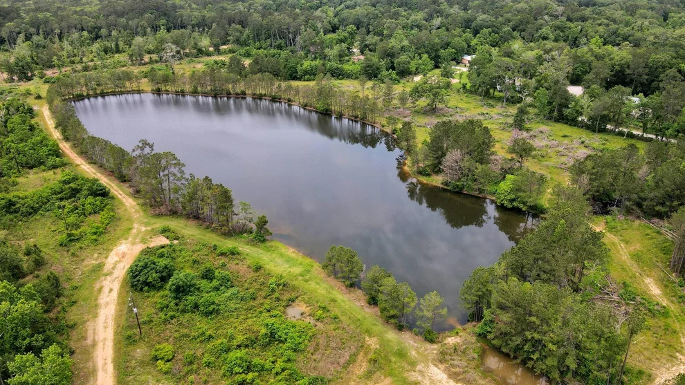 Unit for sale at 12520 Us-59 S, Shepherd, TX 77371