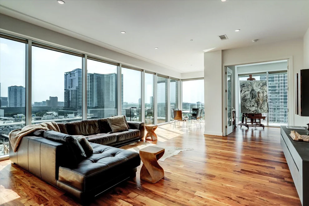 Unit for sale at 1600 Post Oak Boulevard, Houston, TX 77056