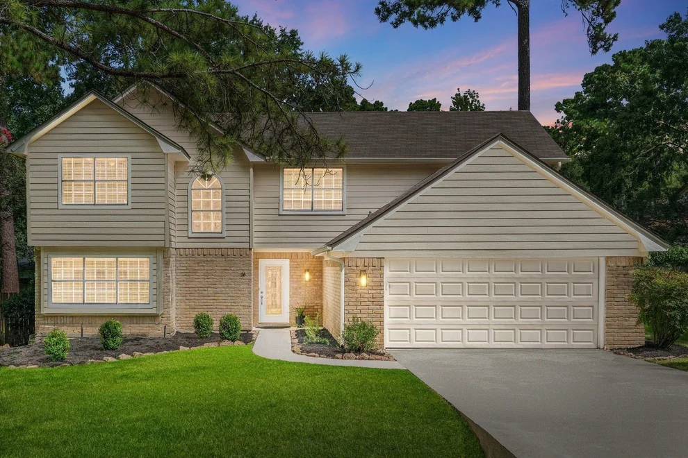 Unit for sale at 26 Diamond Oak Court, The Woodlands, TX 77381