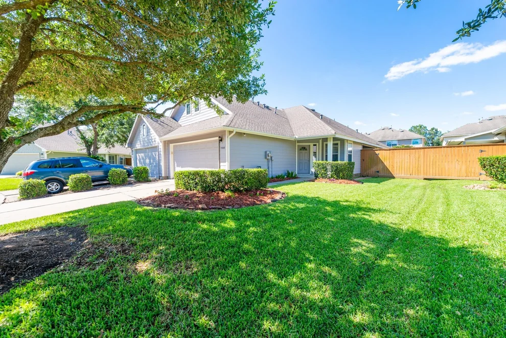 Unit for sale at 5338 Garnetfield Lane, Katy, TX 77494