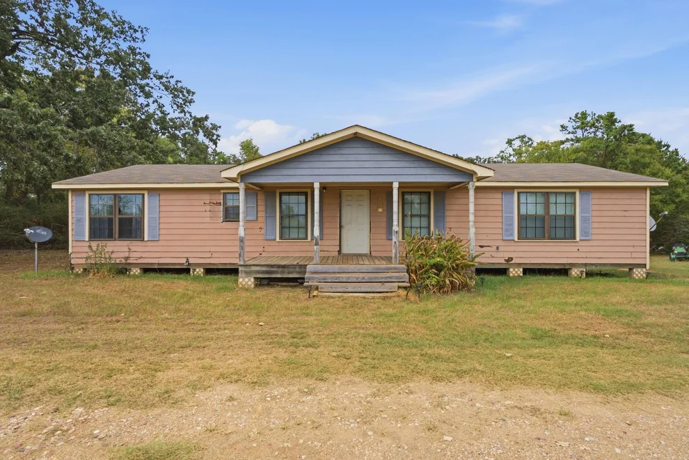Unit for sale at 2193 W Cr 3209, Mount Enterprise, TX 75681