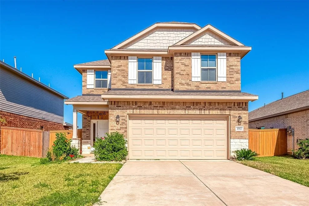 Unit for sale at 32922 Silver Meadow Way, Brookshire, TX 77423