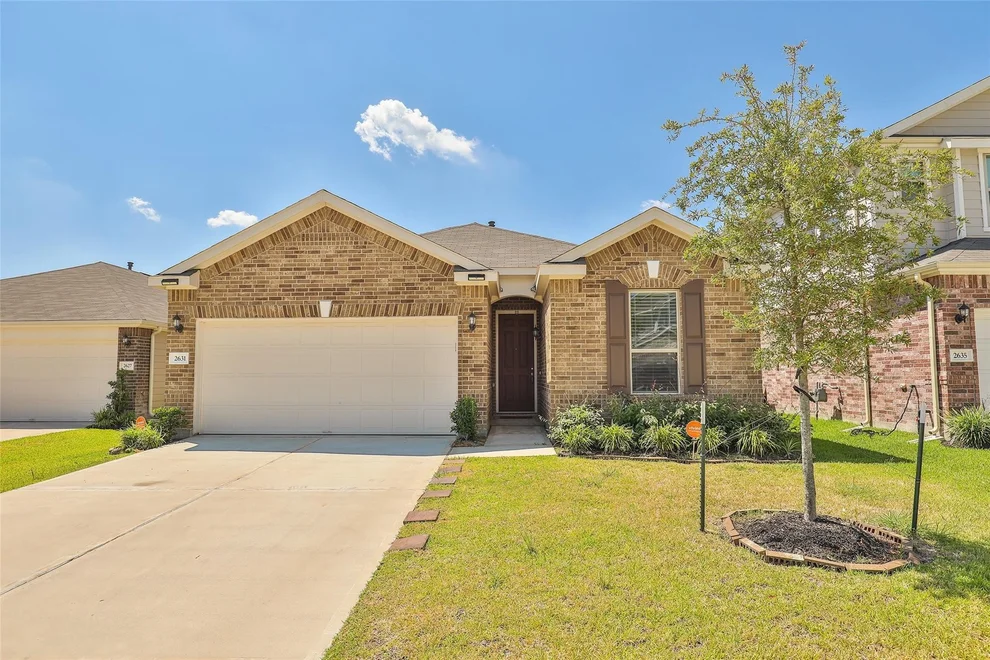 Unit for sale at 2631 Palmetto Valley Drive, Houston, TX 77038