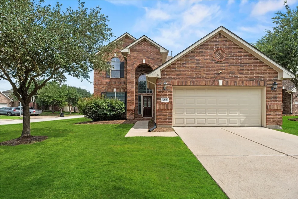 Unit for sale at 17818 Serene Shore Drive, Cypress, TX 77429