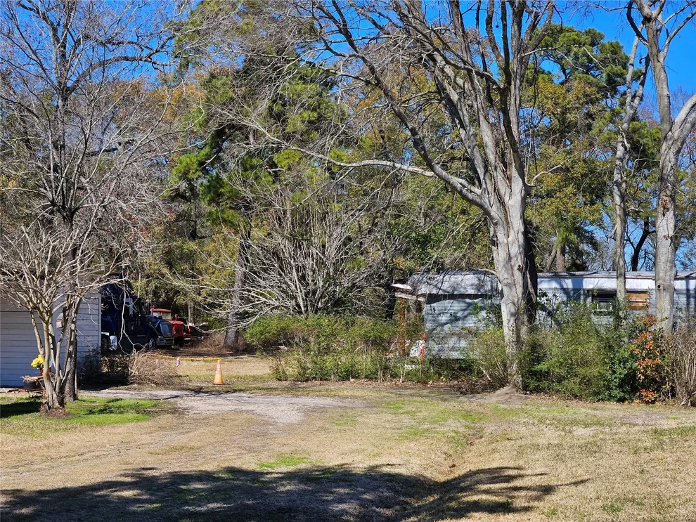Unit for sale at 8109 Seeker Street, Houston, TX 77028