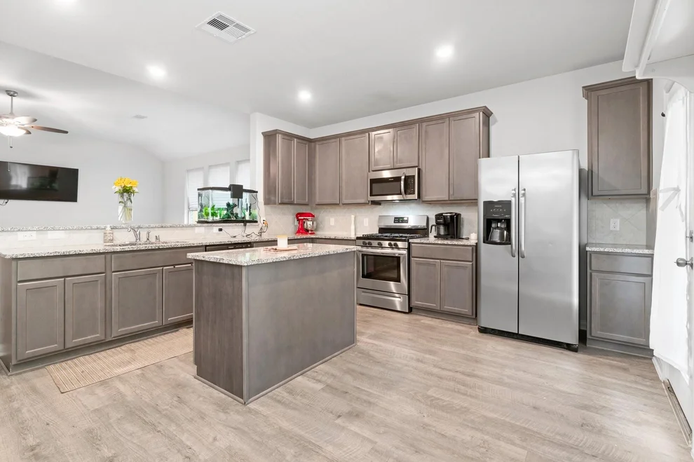 Unit for sale at 12259 N Chestnut Hills Drive, Conroe, TX 77303