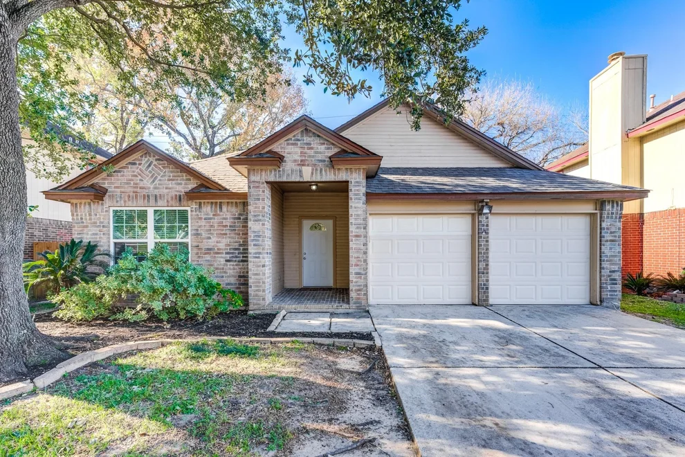 Unit for sale at 13903 Dentwood Drive, Houston, TX 77014