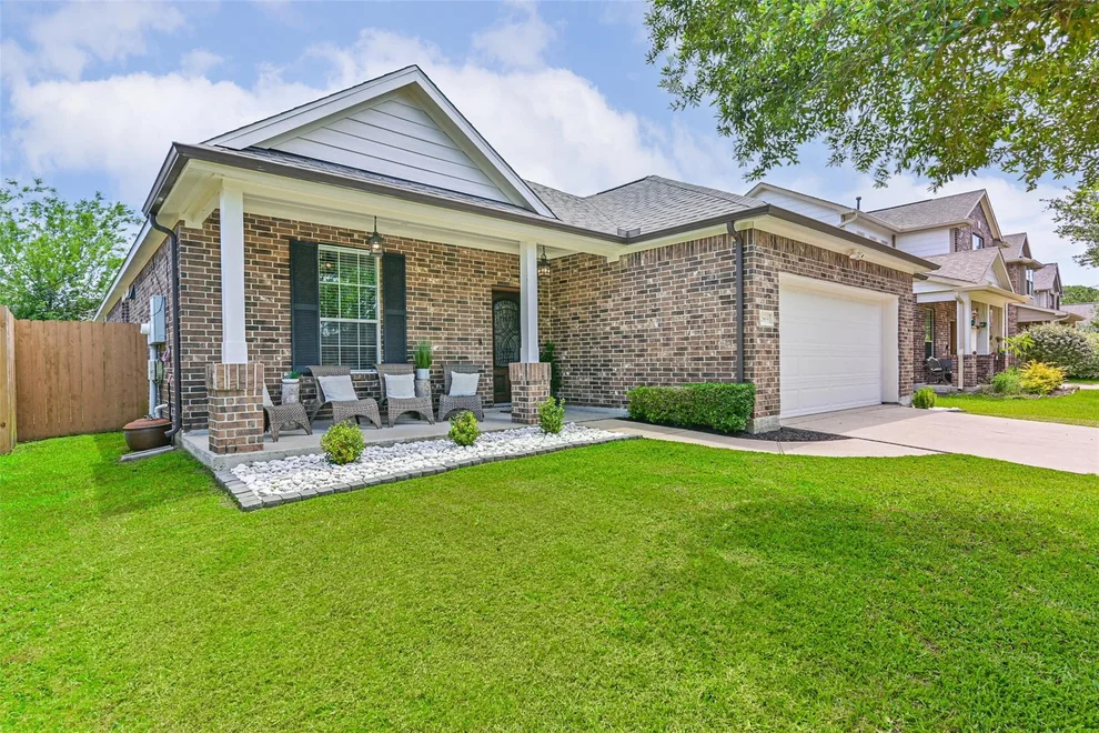 Unit for sale at 2869 Milano Lane, League City, TX 77573