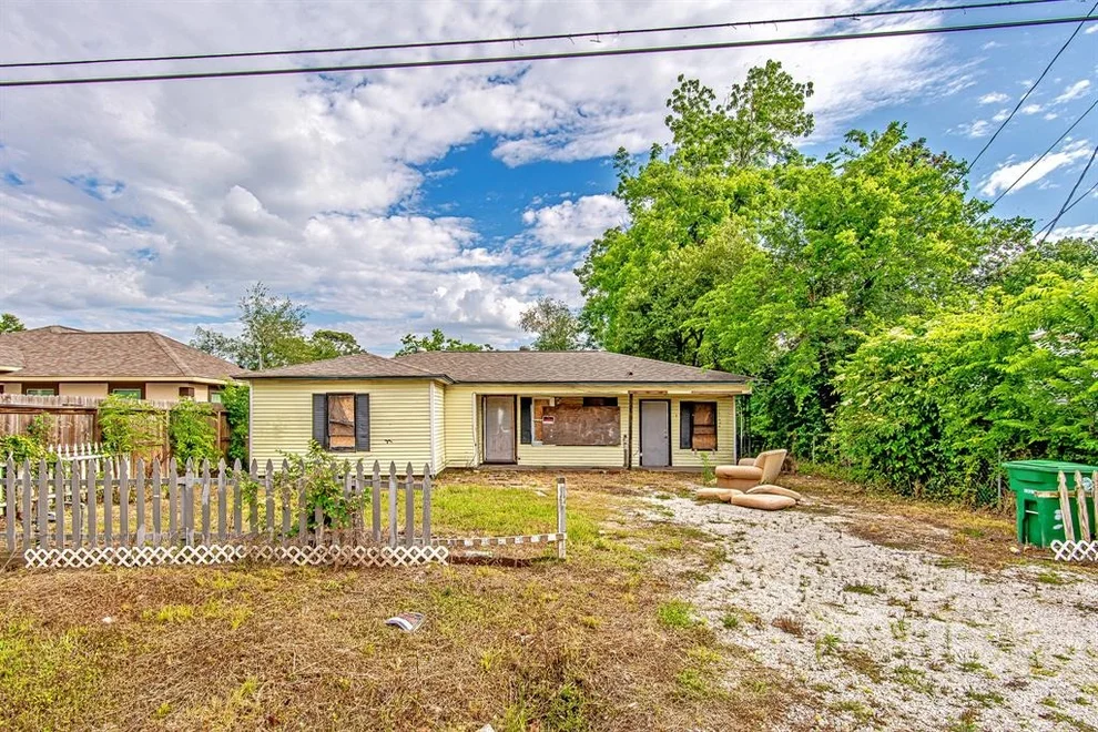 Unit for sale at 8022 Talton Street, Houston, TX 77028
