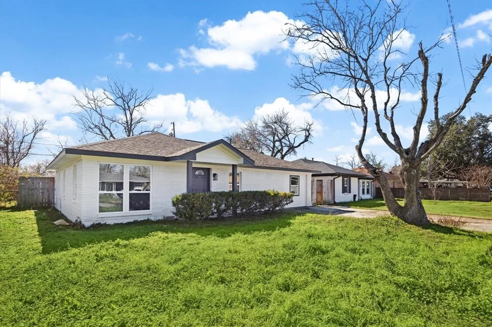 Unit for sale at 714 E 43rd Street, Houston, TX 77022
