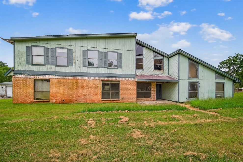 Unit for sale at 54 Windmill Drive, Hempstead, TX 77445
