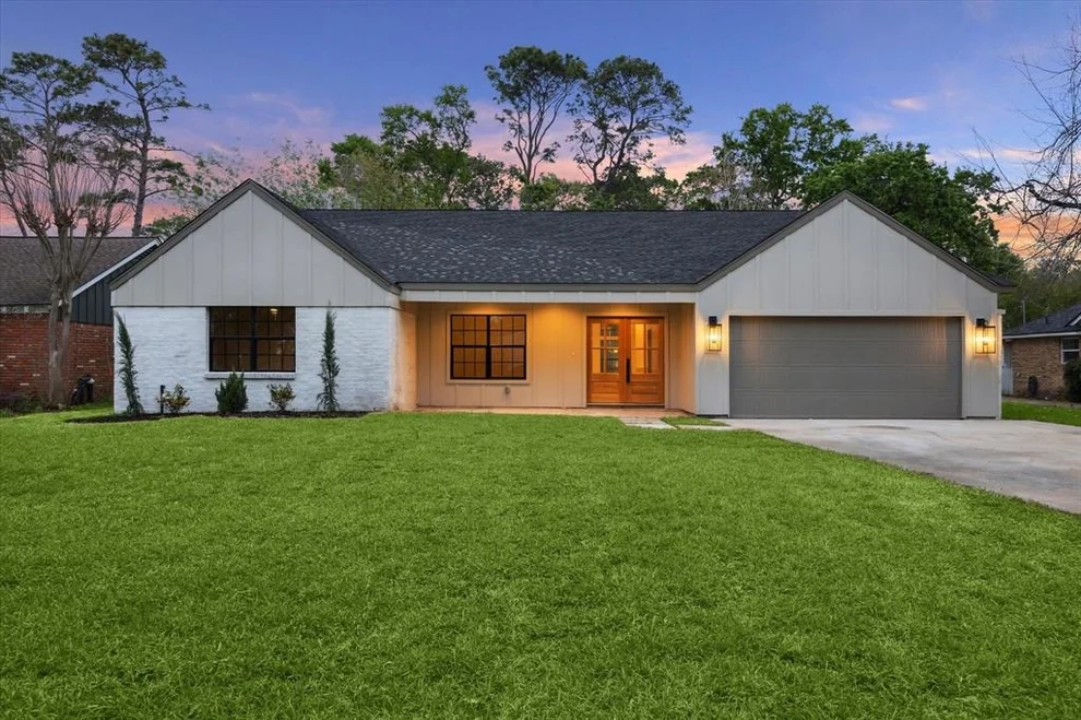 Unit for sale at 10210 Ivyridge Road, Houston, TX 77043