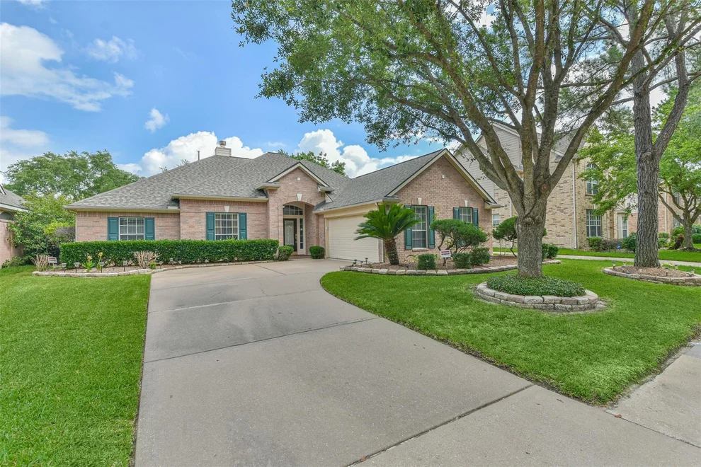 Unit for sale at 16722 Coyotillo Lane, Houston, TX 77095