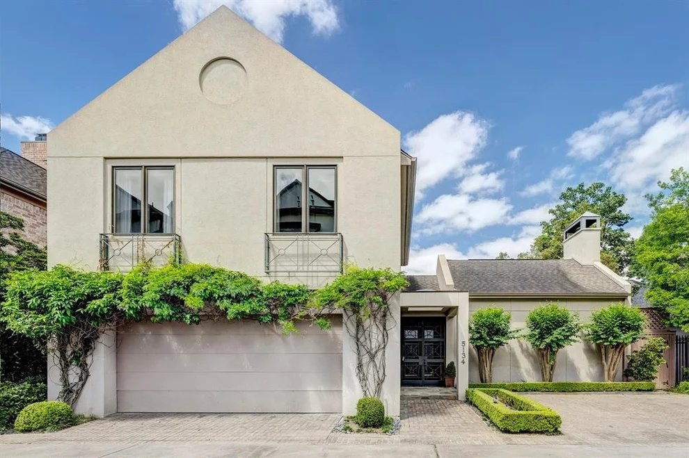 Unit for sale at 5134 Longmont Drive, Houston, TX 77056