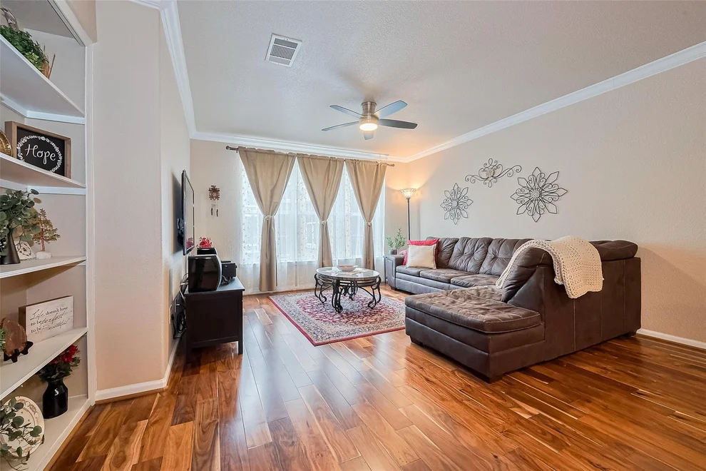 Unit for sale at 1711 Old Spanish Trail, Houston, TX 77054