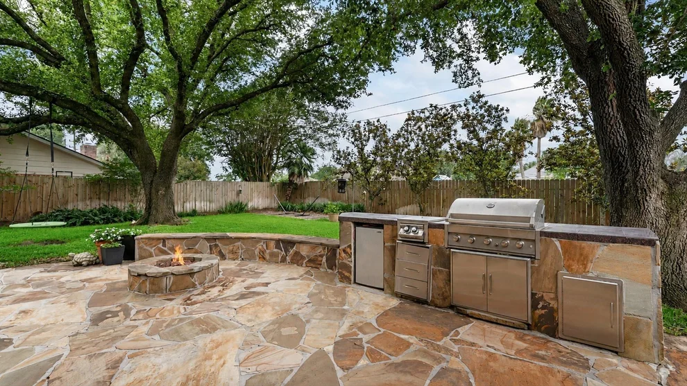 Unit for sale at 9915 Gold Cup Way, Houston, TX 77065