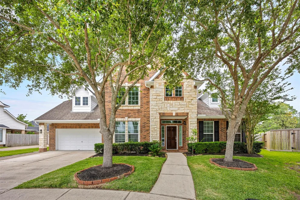 Unit for sale at 2503 Cambria Court, League City, TX 77573