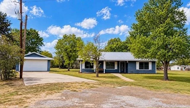 Unit for sale at 305 Gaywood Lane, Somerville, TX 77879