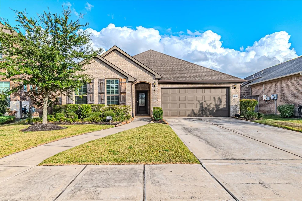 Unit for sale at 11110 Stablewood Meadow Trail, Richmond, TX 77406